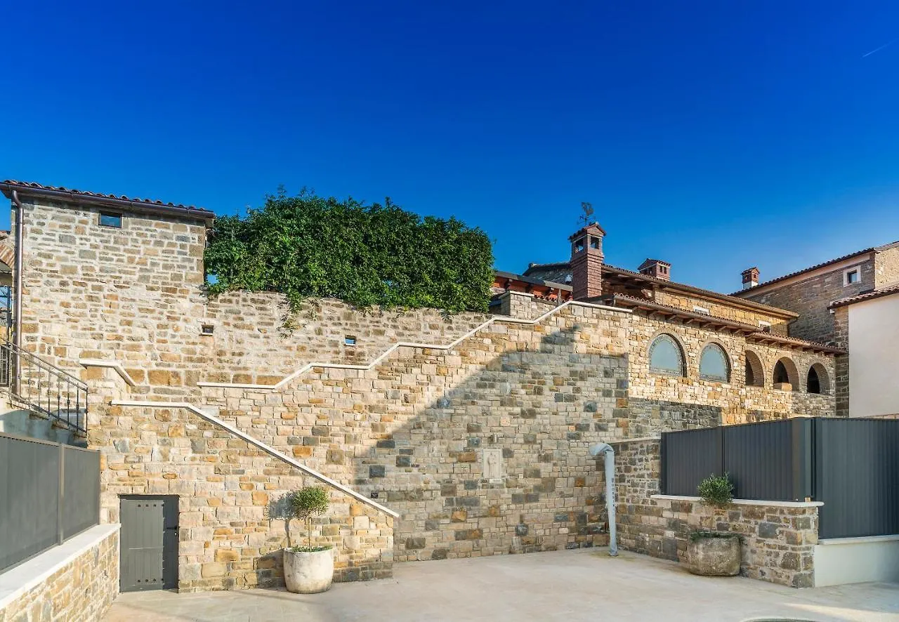 Villa Monte Vila Momjan