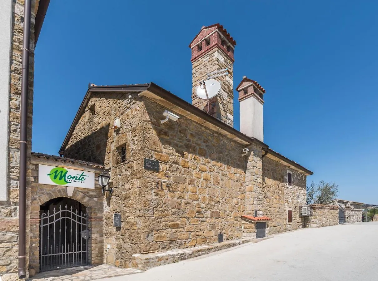 Villa Monte Vila Momjan
