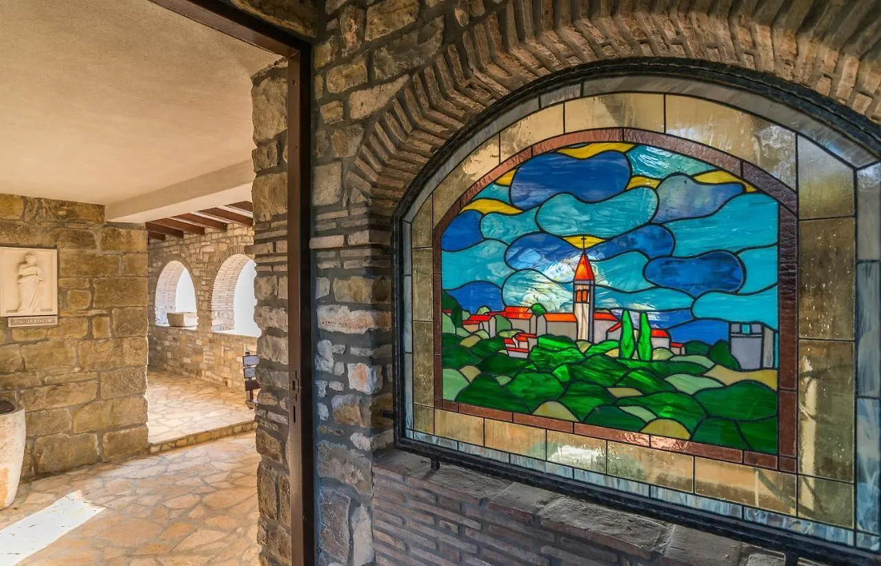 Monte Vila Momjan Croácia